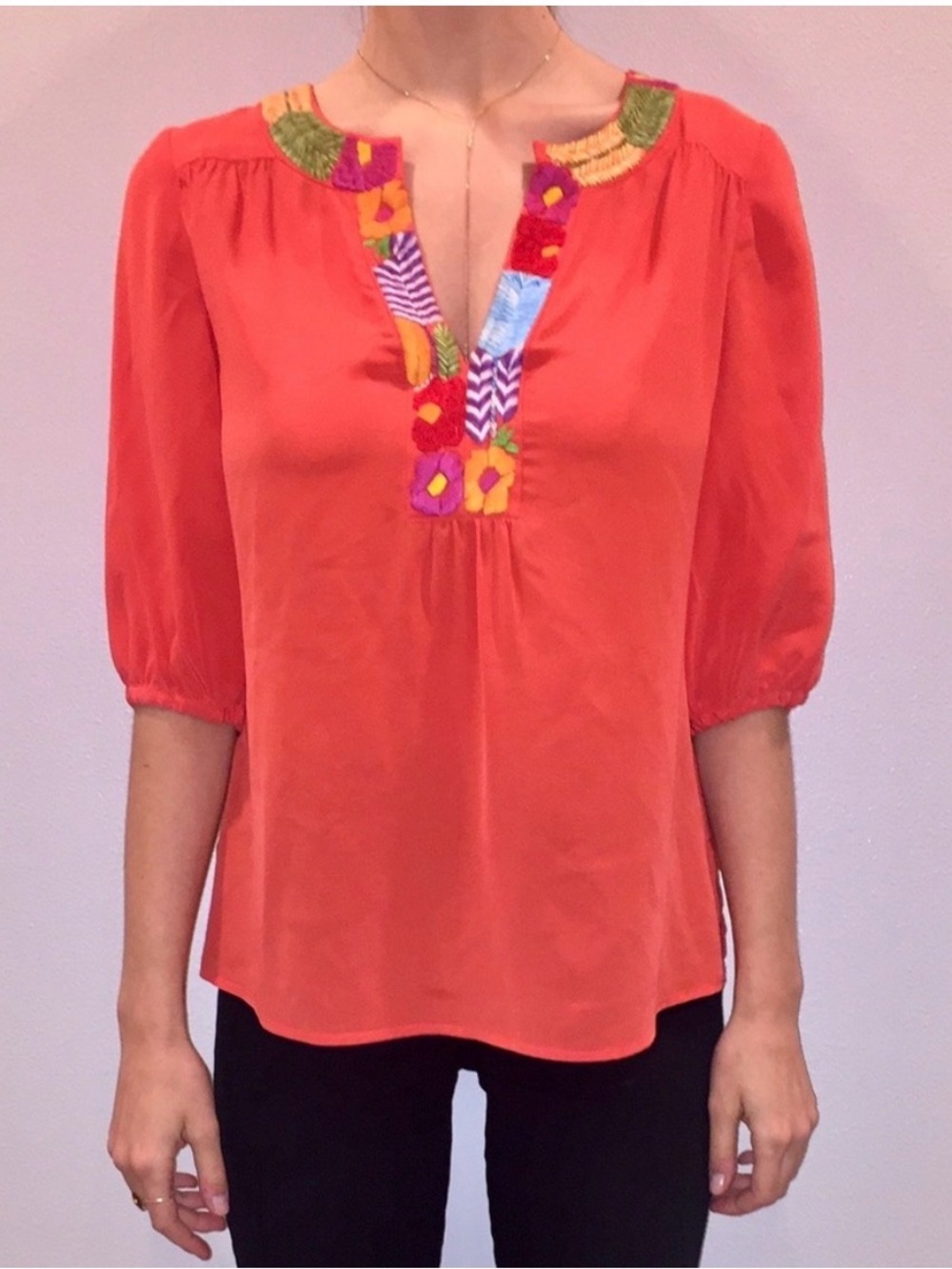 Trina Turk 100% Silk Embroidered Tunic Blouse Top Size P Petite Boho Resort